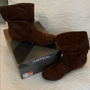 Size 8 Chocolate Carney by Xappeal